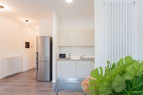 Co-c933-ggar24c4 - Central Green Apartment