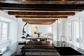 Co-c933-pvol10a1 - Shades Of Como With Private Terrace