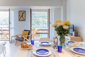 Co-e405-regi74a1 - Your Private Harbour Nearby George Clooney