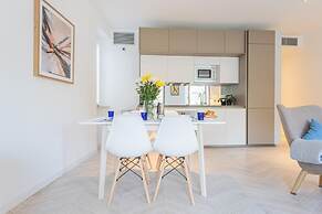 Co-e405-regi74a1 - Your Private Harbour Nearby George Clooney