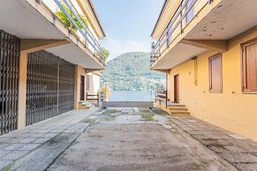 Co-e405-regi74a1 - Your Private Harbour Nearby George Clooney