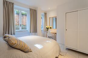 Co-e405-regi74a1 - Your Private Harbour Nearby George Clooney