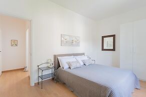 Co-f181-acol3a1 - Tina s Window on Lake Como