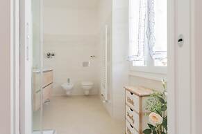 Co-f181-acol3a1 - Tina s Window on Lake Como