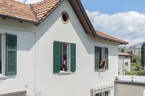 Co-f181-acol3a1 - Tina s Window on Lake Como