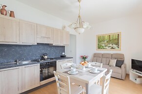 Co-f181-acol3a1 - Tina s Window on Lake Como