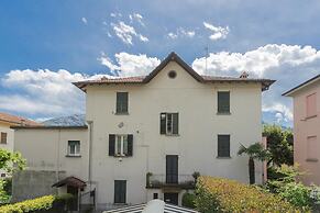 Co-f181-acol3a1 - Tina s Window on Lake Como