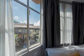 Co-c933-pgma3b2 - Sant Agostino 180 Window on Lake Como