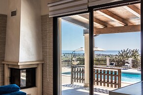 Villa Zora in Avola With 4 Bedrooms and 3 Bathrooms