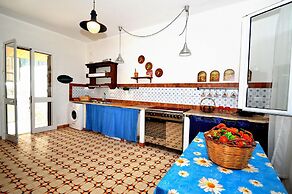 Sc025 Villa Calamazzo 5 Posti a Pochi Metri dal m