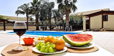 Al049 Villa Paradiso 12 Posti con Piscina Privata