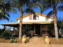 Al049 Villa Paradiso 12 Posti con Piscina Privata