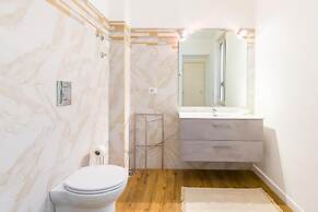 Barrio 133 - Double Bedroom in Center by Napoliapartments