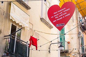 Barrio 133 - Double Bedroom in Center by Napoliapartments