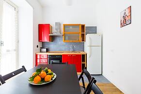 Barrio 133 - Double Bedroom in Center by Napoliapartments