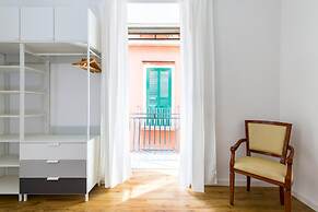 Barrio 133 - Double Bedroom in Center by Napoliapartments