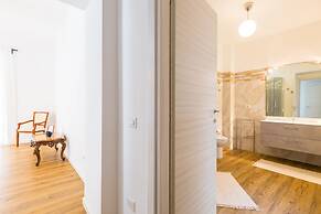 Barrio 133 - Double Bedroom in Center by Napoliapartments