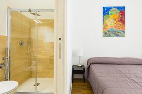 Barrio 133 - Double Bedroom in Center by Napoliapartments