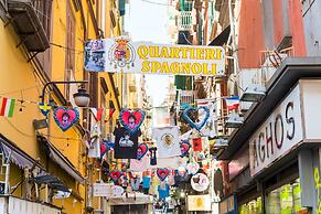 Barrio 133 - Double Bedroom in Center by Napoliapartments