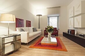 In Rome at Spanish Steps Classy Apartment With Modern Design in an His