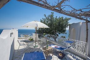 Casa Giovannina - Charming Fisherman s House With Stunning Views