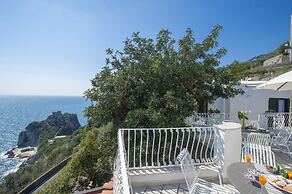 Casa Giovannina - Charming Fisherman s House With Stunning Views