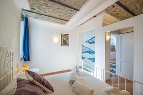Villa Cimino - Central Villa Stunning Sea View