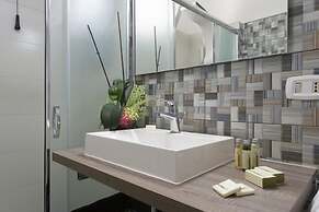 Casa Punta Paradiso - Romantic Seaside Retreat