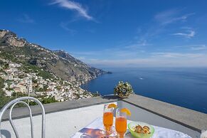 Casa Punta Paradiso - Romantic Seaside Retreat