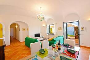 Casa Alessia - Big Terrace on the sea Ideal for Large Families