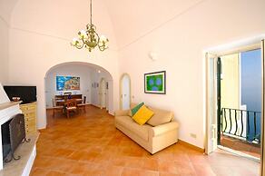 Casa Alessia - Big Terrace on the sea Ideal for Large Families