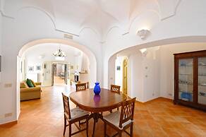Casa Giorgia - Exclusive Panoramic Villa in the Heart of Praiano