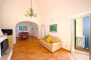 Casa Giorgia - Exclusive Panoramic Villa in the Heart of Praiano