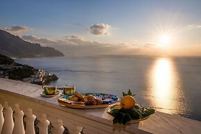 Villa Gioiello - Sea View Pool With Chromotherapy