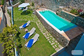 Villa Imperati - Splendid Villa With Private Pool Overlooking the sea