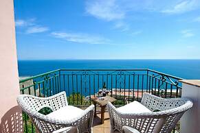 Casale Fralisa - Marvelous Terrace and hot tub With sea View