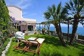 Casale Fralisa - Marvelous Terrace and hot tub With sea View