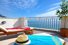 Casa La Ulivella - Large Terrace Overlooking the sea