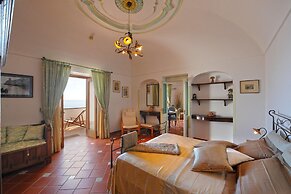 Casa Elena - In the Center of Praiano Parking Panoramic Hot tub