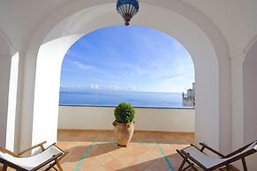 Casa Elena - In the Center of Praiano Parking Panoramic Hot tub