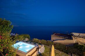 Villa Panorama - Pool Overlooking the sea and Sauna