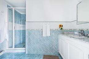 Villa Panorama - Pool Overlooking the sea and Sauna