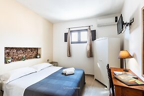 Golden Stone in Noto