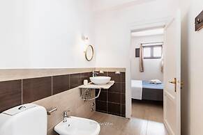 Golden Stone in Noto