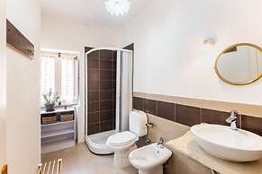 Golden Stone in Noto