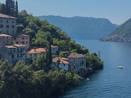 Lavarell House - Best Lake View