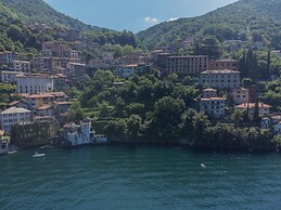 Lavarell House - Best Lake View