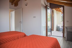 C0-e569-lbag97a2 - Dream Lake Apartment 1