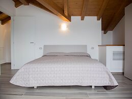 C0-e569-lbag97a2 - Dream Lake Apartment 1