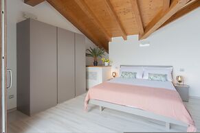 C0-e569-lbag97b2 - Dream Lake Apartment 2